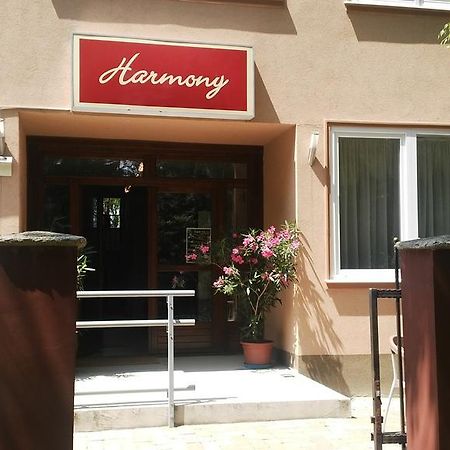 Harmony Panzio Bed and Breakfast Hajdúszoboszló Esterno foto