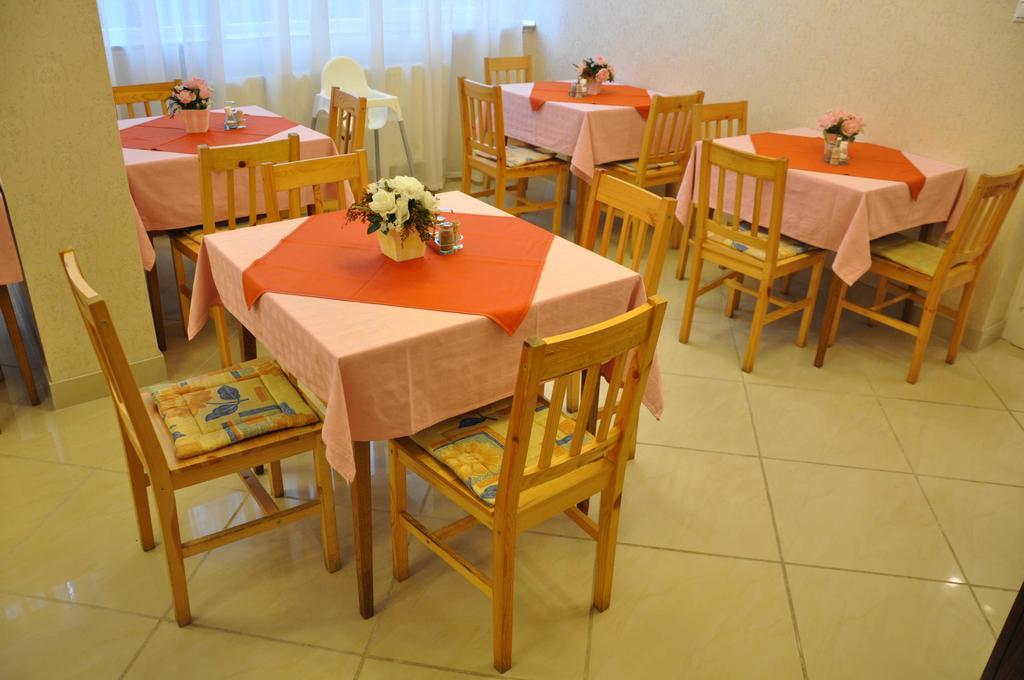 Harmony Panzio Bed and Breakfast Hajdúszoboszló Esterno foto